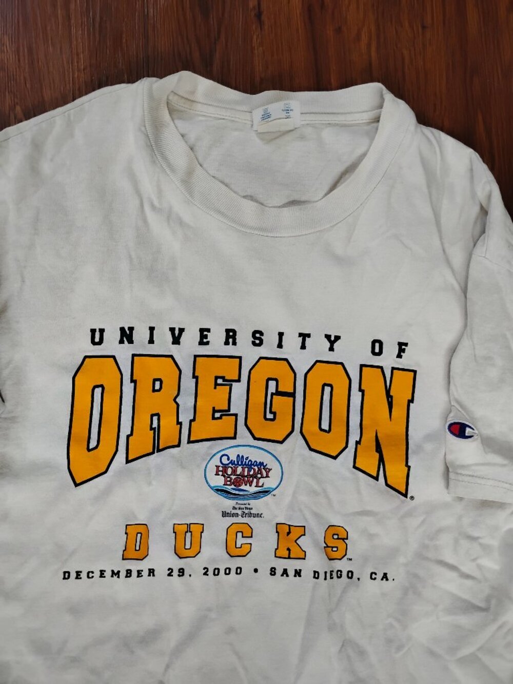 Vintage Champion Oregon Ducks Holiday Bowl 2001 T-Shirt